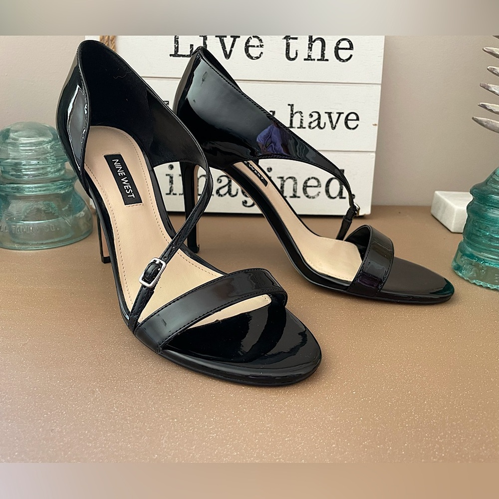 Nine West Heel